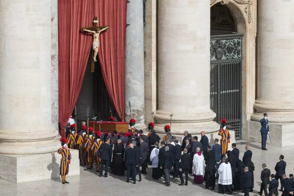 Il giorno dell’addio a Papa Francesco