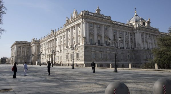 Un blackout colpisce la Spagna, disagi in tutta la rete dei trasporti