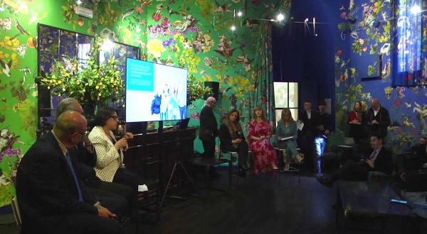 Ue autorizza il primo vaccino anti-pneumococcico specifico per adulti