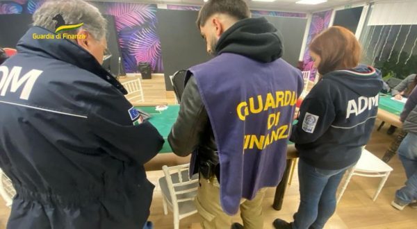 Scoperte due bische clandestine a Palermo, denunciati 7 organizzatori