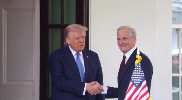 Trump accoglie il primo ministro norvegese Store alla Casa Bianca