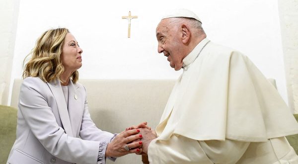 Papa Francesco, Meloni “L’ultima volta l’ho visto molto affaticato, ma era integro nel suo ruolo”