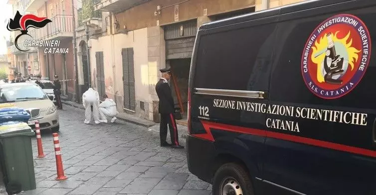 Tragedia nel catanese, bimba di 7 mesi muore dopo essere stata lanciata dal balcone dalla madre