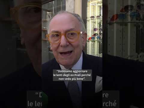 L’ottico di Papa Francesco: “Venne in negozio due volte” #ansa