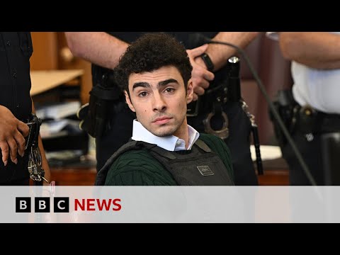 Luigi Mangione pleads not guilty to federal murder charge over CEO’s killing | BBC News