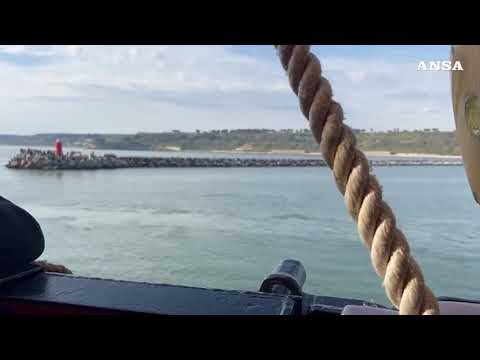 L’Amerigo Vespucci lascia Ortona, rotta su Durazzo#TourVespucci #WeAreVespucci #ItaliaAVeleSpiegate