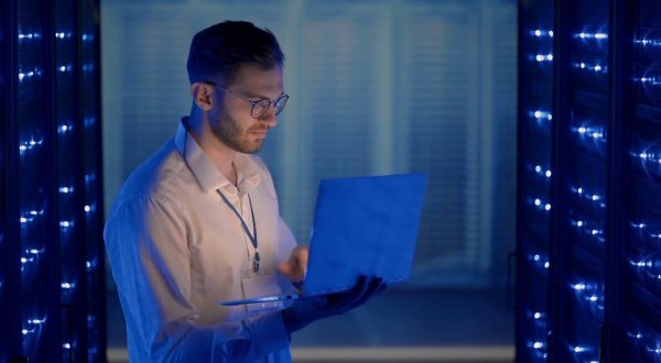 Ue, 1,3 mld per Intelligenza Artificiale e cybersicurezza