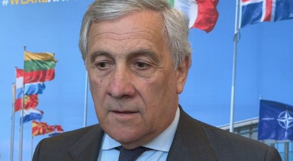 Tajani “A Kiev l’Italia c’era, conta presenza nella sostanza”