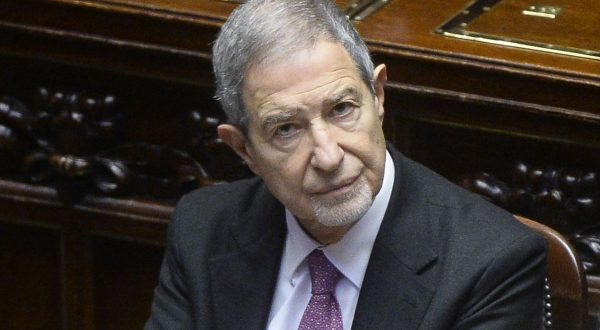 Campi Flegrei, Musumeci “Dichiarare lo stato di emergenza”