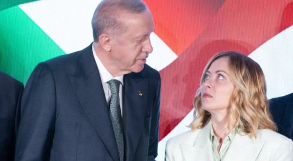 Ucraina, Meloni sente Erdogan “La Russia accetti il cessate il fuoco”