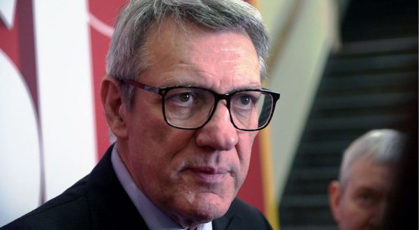 “Un’altra storia” di Maurizio Landini al Salone del Libro di Torino