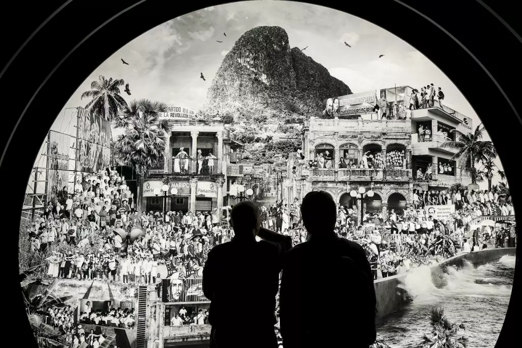 Intesa Sanpaolo, alle Gallerie d’Italia “Chi sei, Napoli?” di JR