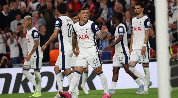 Il Tottenham vince l’Europa League, Johnson-gol contro il ManUtd