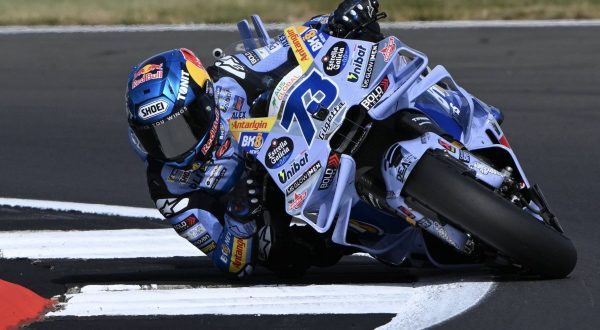 Alex Marquez vince Sprint a Silverstone, Marc 2° e Bagnaia 6°