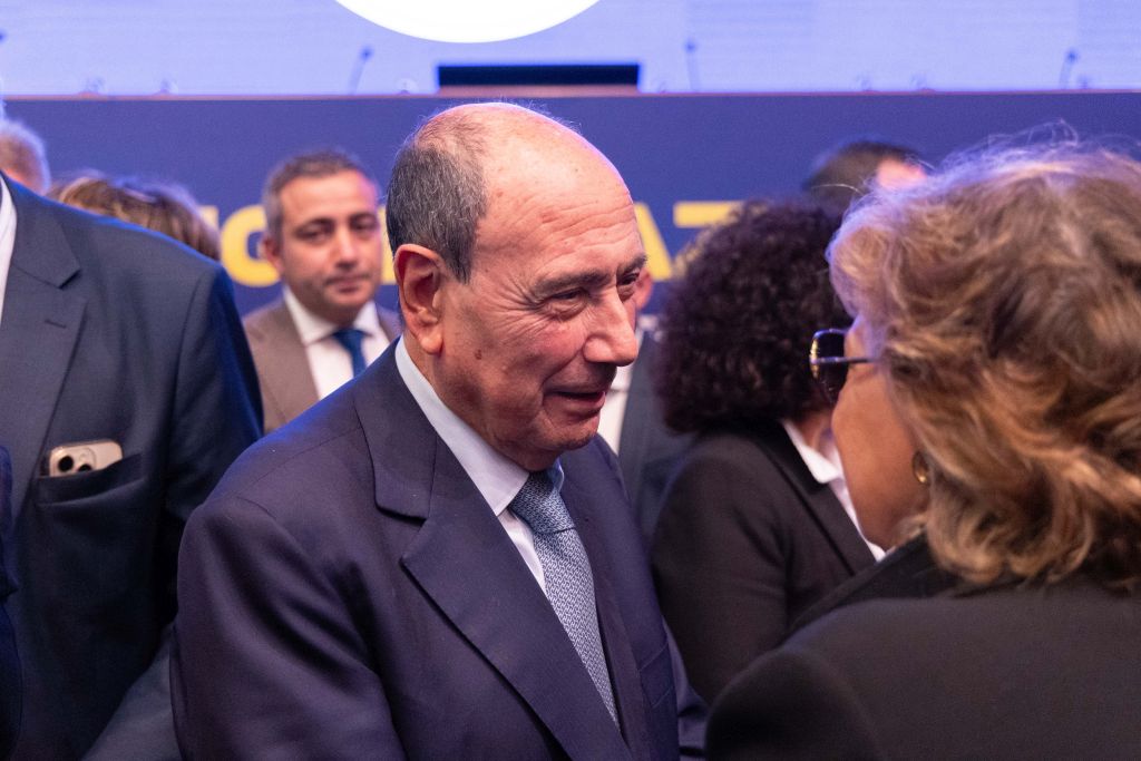 Schifani &ldquo;Vado avanti, non sono tornato in Sicilia a svernare&rdquo;