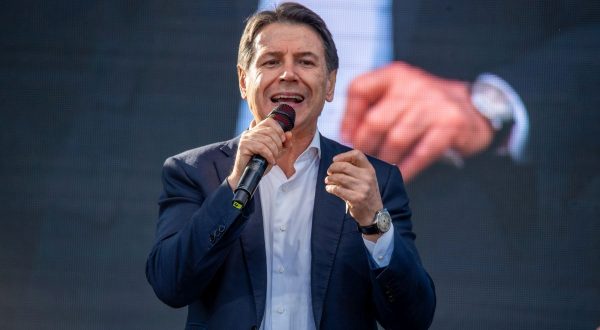 Amministrative, Conte “Premiati progetti dal basso e con società civile”