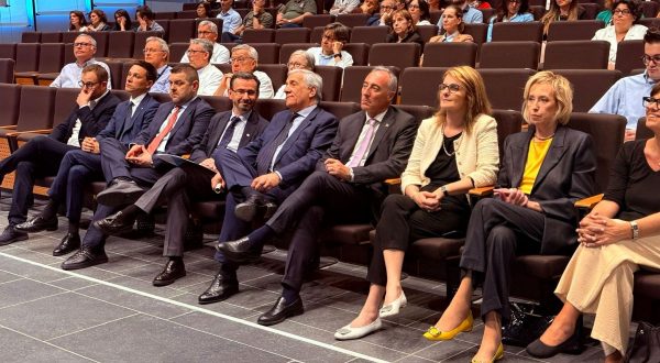 Tajani lancia da Bergamo la Rete Italiana Obesità