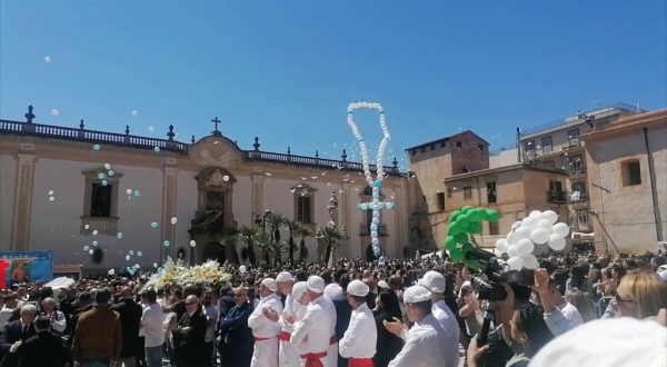 Strage di Monreale, l’ultimo saluto alle tre giovani vittime