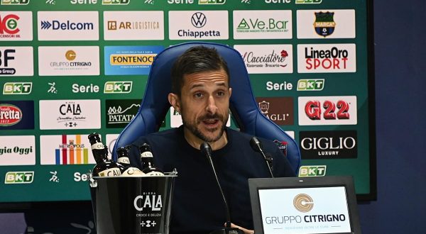 Palermo, Dionisi “Siamo ancora dentro i playoff, posticipiamo i giudizi”