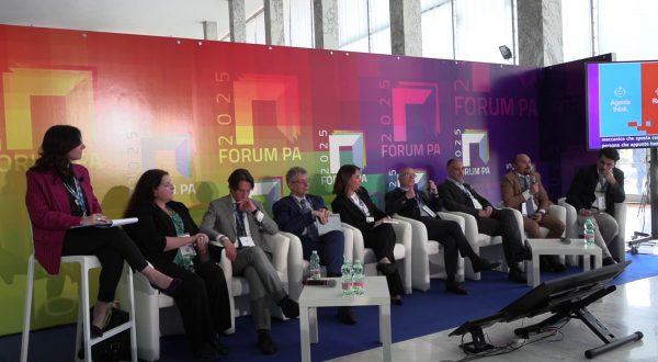 EY al Forum PA, focus su IA e digitalizzazione dei Comuni