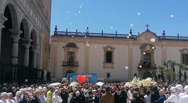 Strage di Monreale, ai funerali delle vittime le lacrime di un intero paese