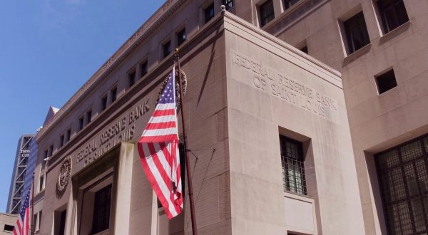 La Fed mantiene i tassi invariati