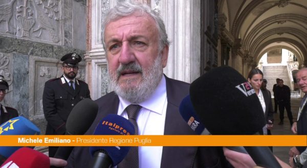 Emiliano “Italia paese complesso, non starebbe in piedi senza Regioni”