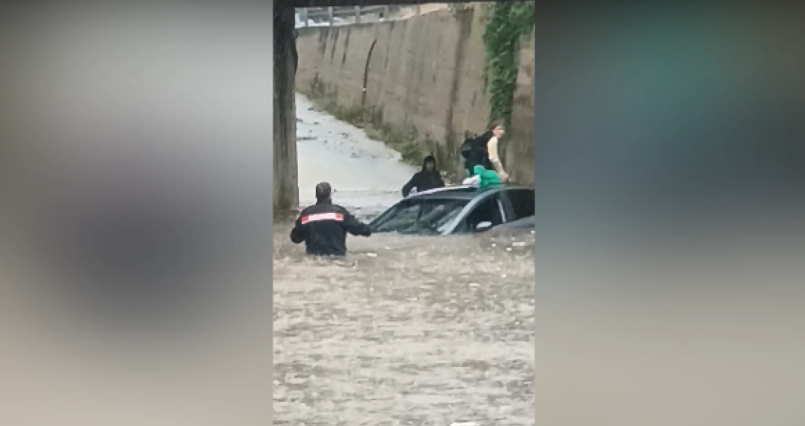 Danni e disagi per il maltempo in Sicilia, nel palermitano salvata una donna dentro un’auto