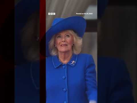 Royals watch Red Arrows flypast for VE Day 80th anniversary. #RoyalFamily #RedArrows #BBCNews