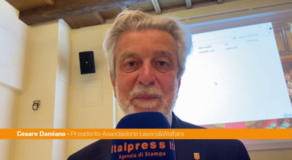 Damiano “Per alzare i salari agire su più fronti”