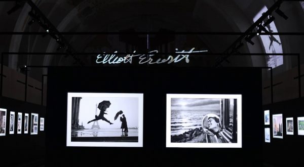 Le foto di Elliott Erwitt per la prima volta in mostra in Sicilia