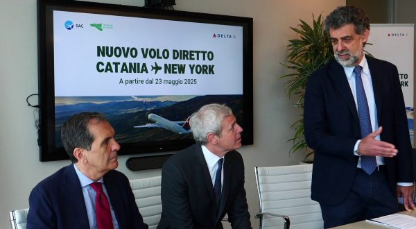 Conto alla rovescia per il volo Catania-New York di Delta