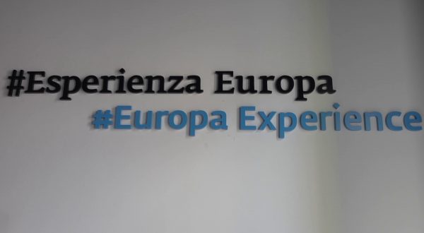 “Tattiche contro l’omotransfobia”, la campagna lanciata dalla LND