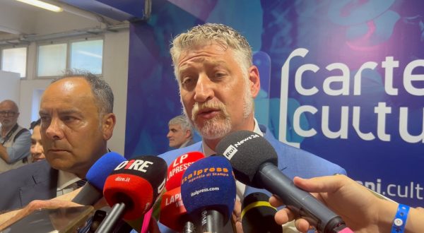 Giuli “Maggiore attenzione ai giovani e al linguaggio del fumetto”