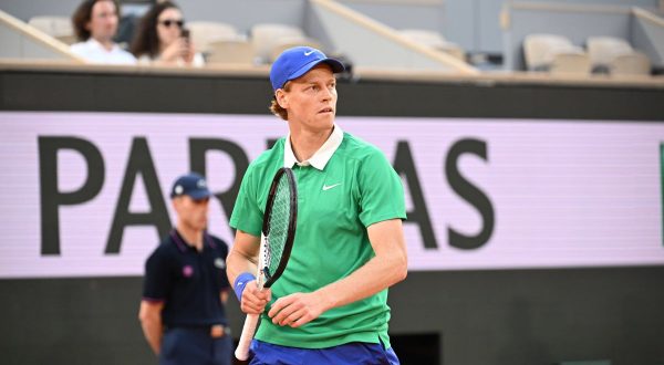 Sinner non si ferma, è semifinale al Roland Garros