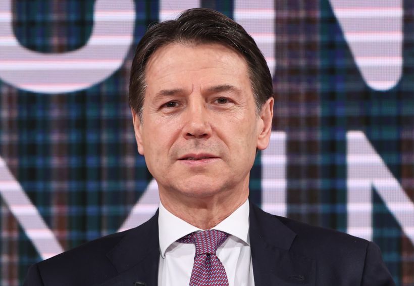 Referendum, Conte “Meloni imbroglia i cittadini”