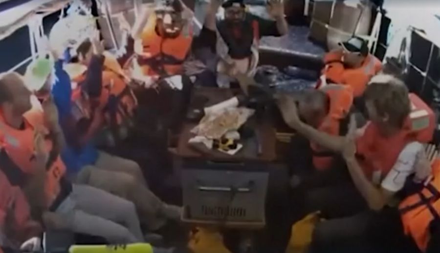 Israele dirotta nave con Greta Thunberg diretta verso Gaza