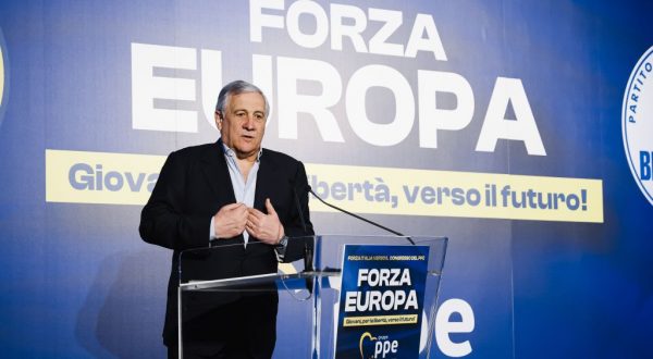 Usa, Tajani “Pronti a rimpatriare gli italiani, Guantanamo non serve”