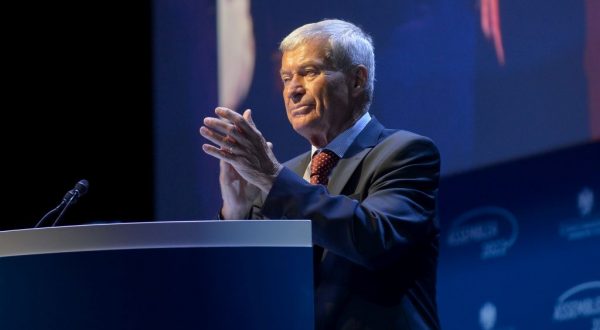 Assemblea Confcommercio, Sangalli “Meno tasse a chi crea ricchezza”