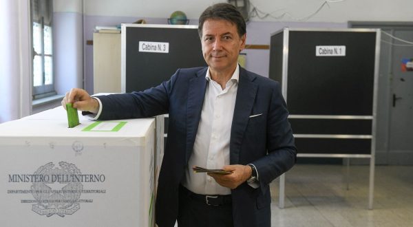 Referendum, Conte “Abbassare il quorum al 33%”