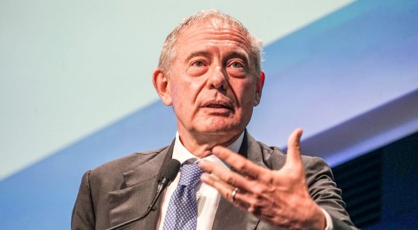 Urso “200 MILIONI ad Adi per garantire continuità produttiva ex ILVA”