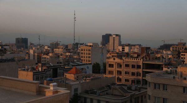 Israele attacca l’Iran, Khamenei promette vendetta. Netanyahu “Momento decisivo della nostra storia”