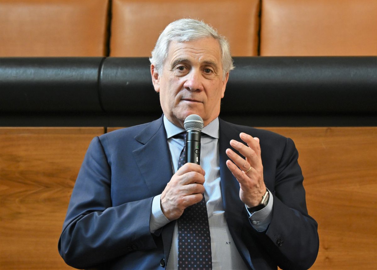 Iran, Tajani “Per i nostri connazionali non c’è nessun pericolo”