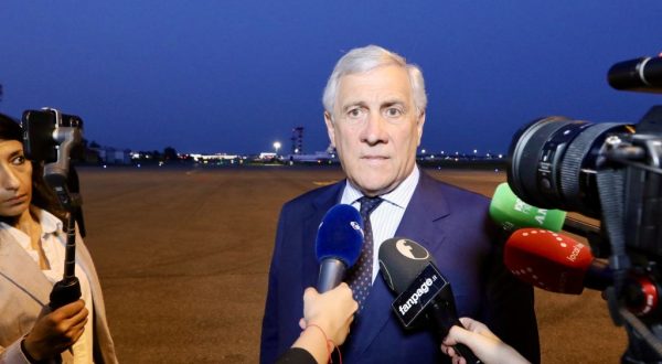 Iran, Tajani “C’è il rischio che la guerra si allarghi ad altri paesi”
