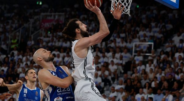 Bologna vince a Brescia, Virtus campione d’Italia