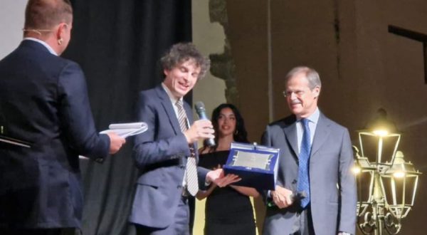 Premio Ischia, consegnati i riconoscimenti tra attualità e spettacolo