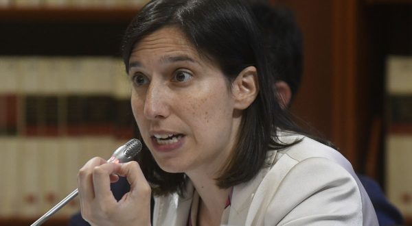 Iran, Schlein “Meloni non conceda le nostre basi”