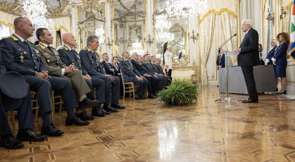 Gdf, Mattarella “Fiamme Gialle difendono l’economia sana del Paese”