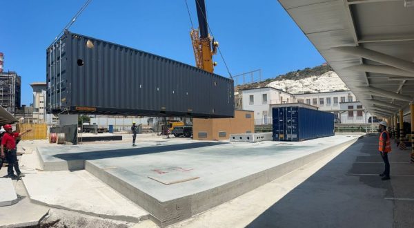 Consegnati in tempi record i primi dissalatori in Sicilia, Schifani “Risposta concreta ad un’emergenza senza precedenti”