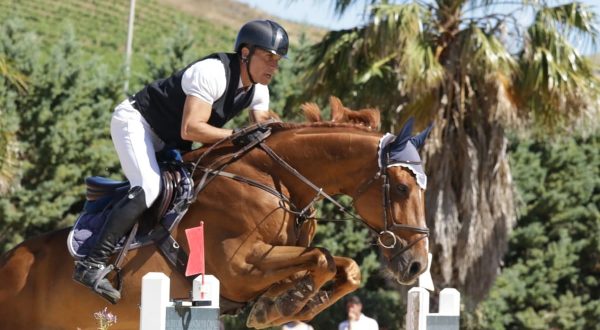 Equitazione, il palermitano Andrea Vitale nuovo campione regionale di salto ostacoli